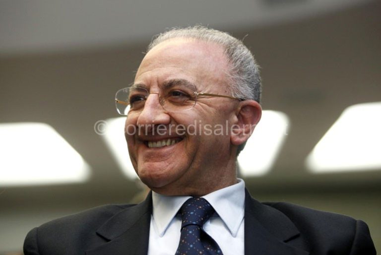 De Luca a Caserta: “Io ancora Sindaco? Si. Non mi hanno ancora notificato nulla”
