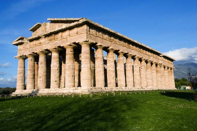 Tempio di Nettuno a Paestum
