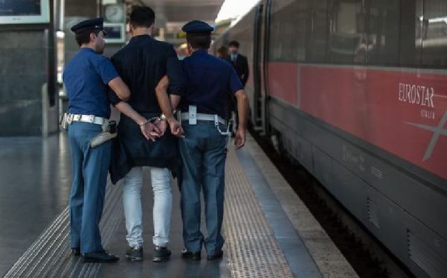 Rapinatore arrestato dalla Polizia Ferroviaria