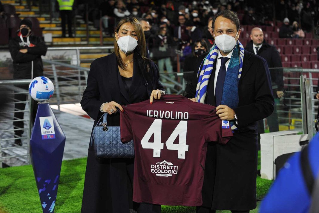 Salernitana Torino il Presidente Iervolino festeggia il compleanno allo stadio Arechi