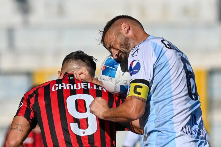 Nocerina: pari e patta al Miramare.